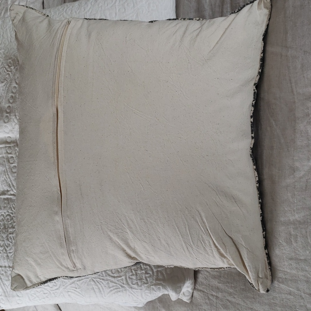 Boho pillow - Picture 3 of 15